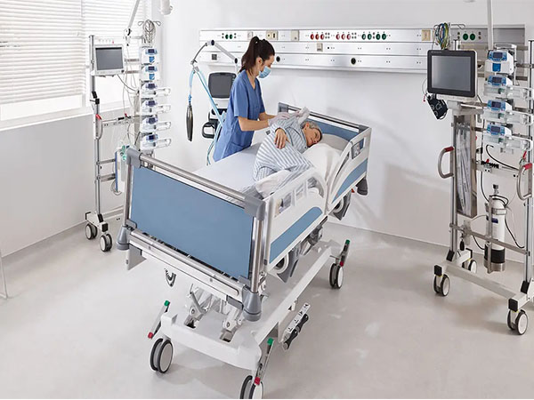 Le lit pour les soins intensifs exigeants : Sicoura tera